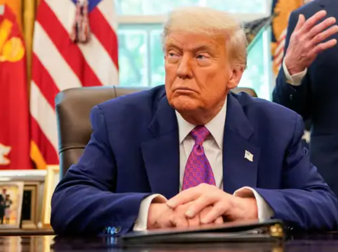 Trump Tariff Policy: विदेशी दवाओं पर 100% टैरिफ, Donald Trump का बड़ा फैसला; भारत समेत दुनिया पर असर